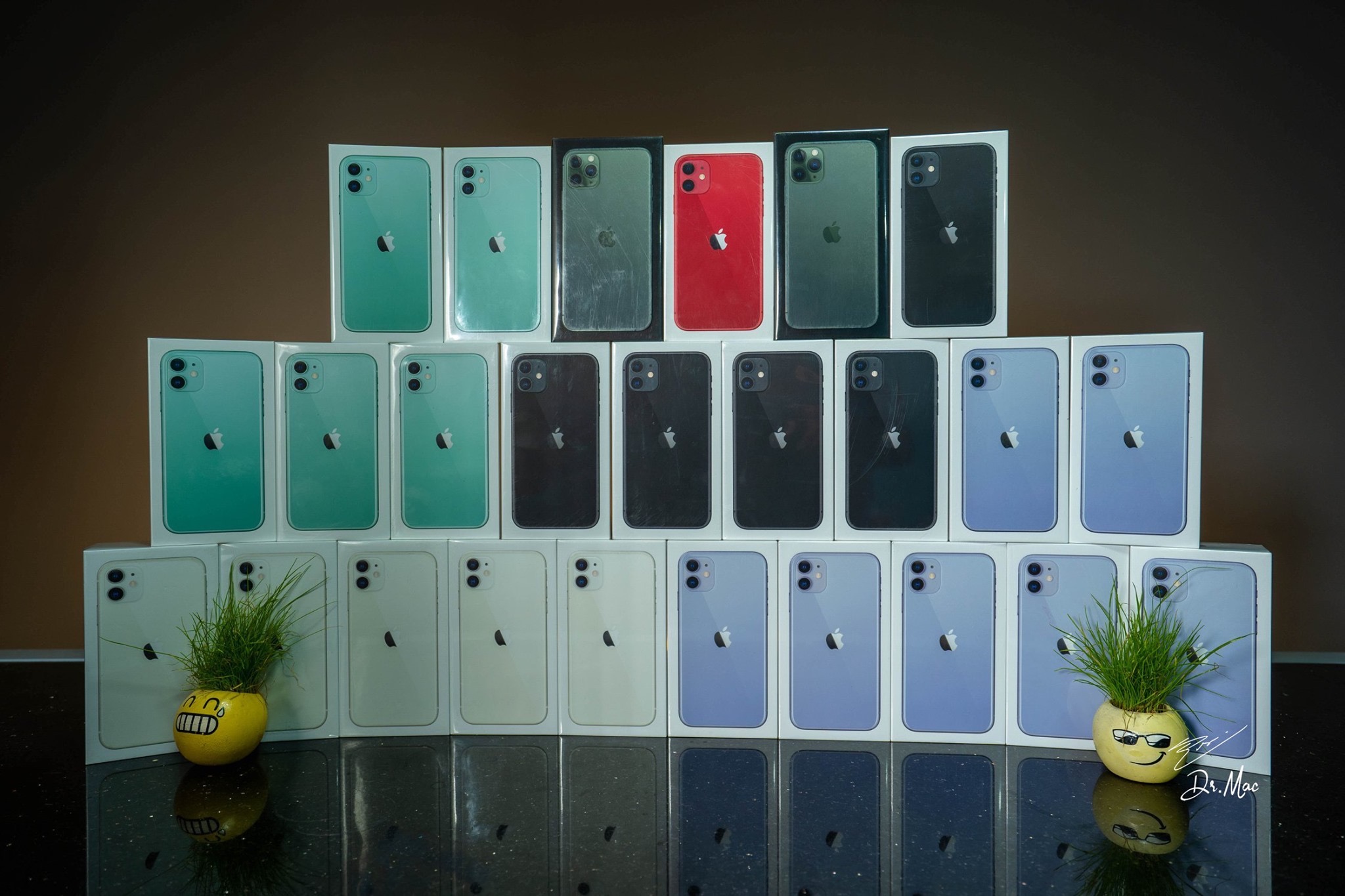 iPhone Stock